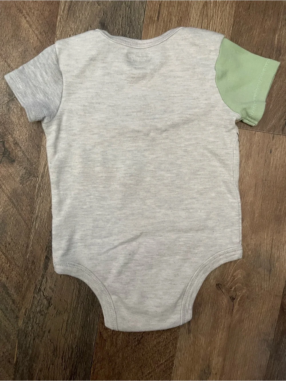 Star Wars Baby Yoda 'Cutie On Board' Bodysuit - Light Gray, Green & Brown